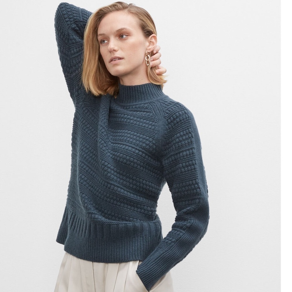 Cashmere Textured Turtleneck Sweater The Boxy Turtleneck In